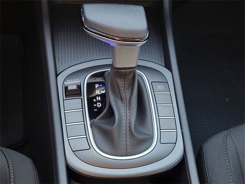 New 2026 Hyundai Kona SE image 18