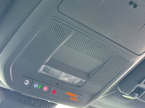 Used 2026 Chevrolet Equinox LT w/ Convenience Package II image 24