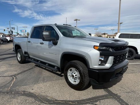 Used 2020 Chevrolet Silverado 2500 W/T w/ WT Convenience Package image 4
