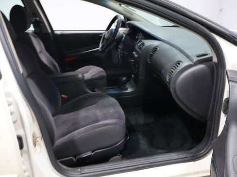 Used 2004 Dodge Intrepid SE image 21