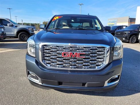 Used 2019 GMC Yukon Denali w/ Denali Ultimate Package image 2