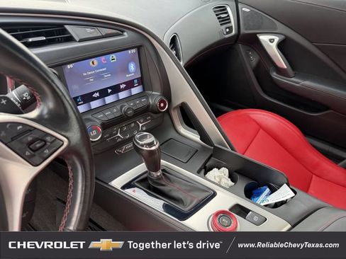 Used 2015 Chevrolet Corvette Stingray Convertible RWD image 8