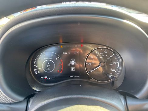 Used 2021 Nissan Kicks SV FWD image 17