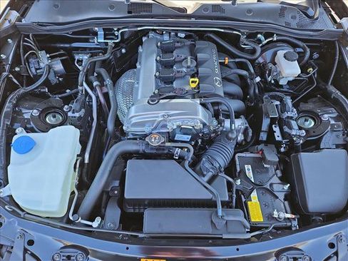 Used 2025 MAZDA MX-5 Miata Sport RWD image 26