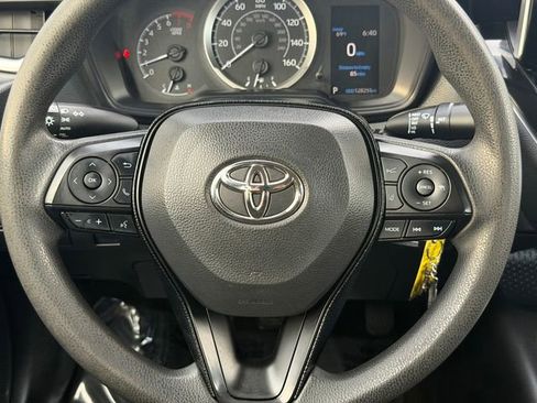 Used 2020 Toyota Corolla LE image 26