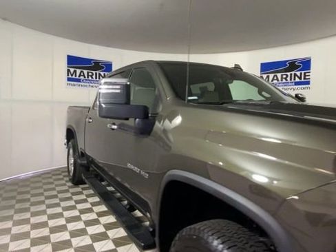 Used 2022 Chevrolet Silverado 2500 LTZ w/ LTZ Premium Package image 4