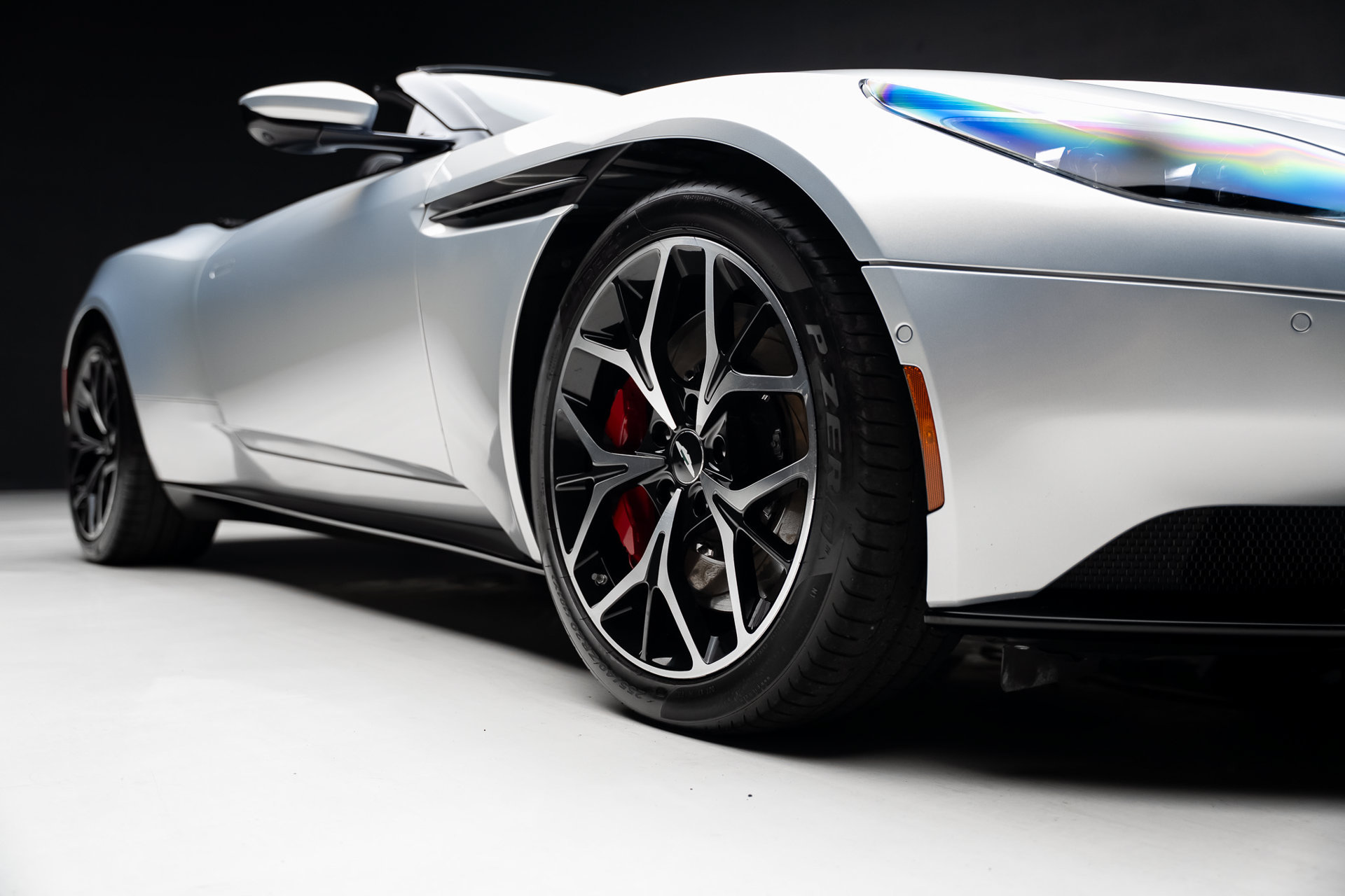 Used 2019 Aston Martin DB11 Volante RWD image 83