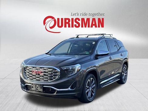 Used 2019 GMC Terrain Denali w/ LPO, 'HIT The Road' Package image 5