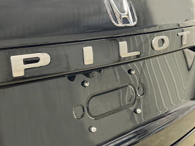 New 2026 Honda Pilot Touring image 9
