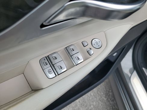 Used 2018 BMW 740i image 15