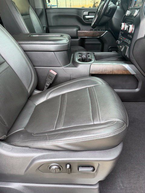 Used 2020 GMC Sierra 2500 Denali w/ Denali Ultimate Package AWD/4WD image 12