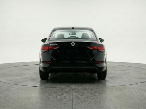 Used 2025 Nissan Sentra S image 7