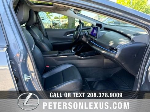 Used 2024 Toyota Prius XLE AWD/4WD image 13