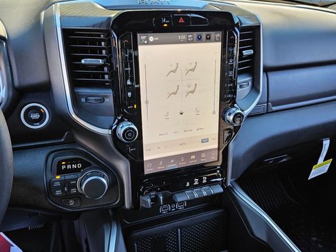 New 2026 RAM 1500 Big Horn AWD/4WD image 18