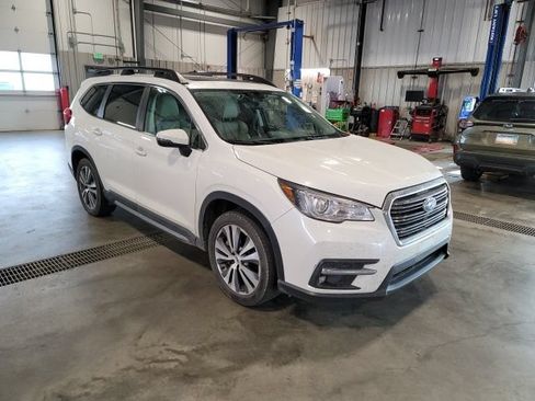 Used 2022 Subaru Ascent Limited w/ Technology Package AWD/4WD image 1