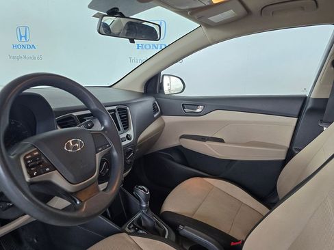 Used 2020 Hyundai Accent SE image 15