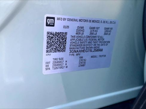 Certified 2025 Chevrolet Equinox LT image 32