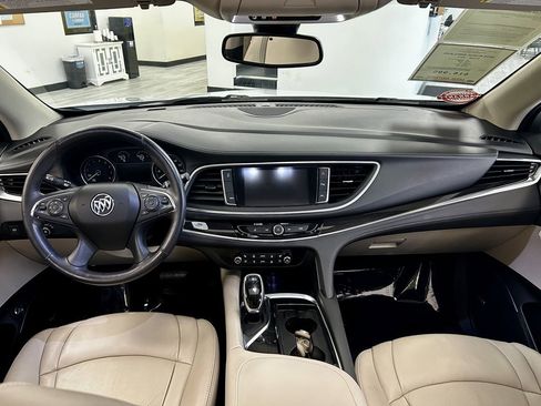 Used 2019 Buick Enclave Premium w/ Experience Buick Package image 10