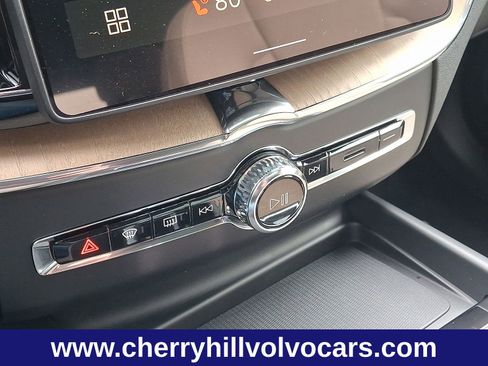 New 2026 Volvo XC60 B5 Plus w/ Protection Package Premier image 12