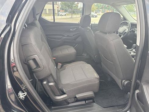 Used 2020 Chevrolet Traverse LT FWD image 28