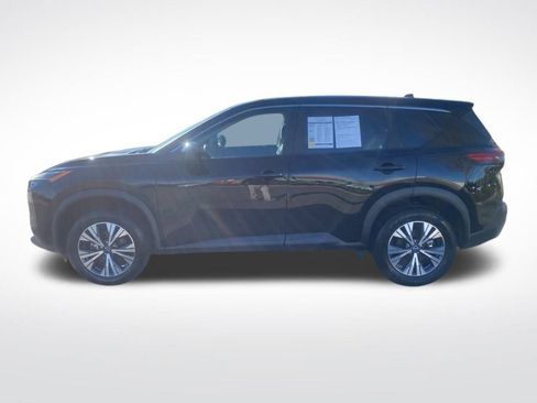 Used 2023 Nissan Rogue SV image 4