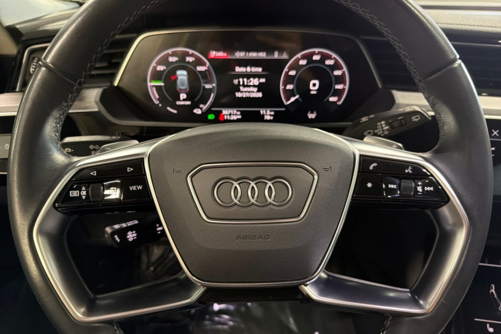 Used 2024 Audi Q8 e-tron Premium AWD/4WD image 21