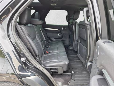 Used 2020 Land Rover Discovery Landmark AWD/4WD image 20