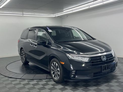 Used 2021 Honda Odyssey EX-L image 2