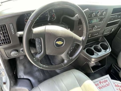 Used 2022 Chevrolet Express 2500 w/ Driver Convenience Package image 15