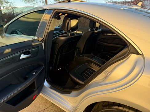 Used 2014 Mercedes-Benz CLS 550 4MATIC image 18