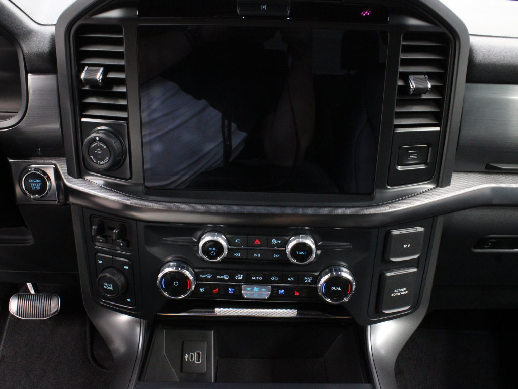 Used 2025 Ford F150 Lariat AWD/4WD image 20