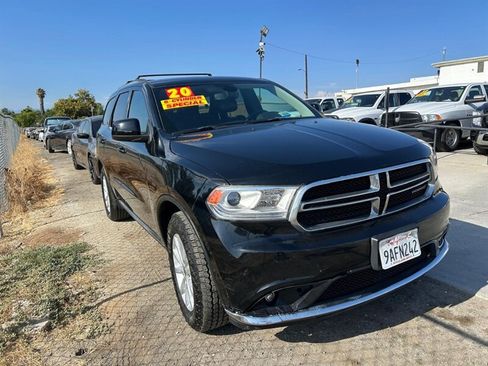 Used 2020 Dodge Durango SXT RWD image 3