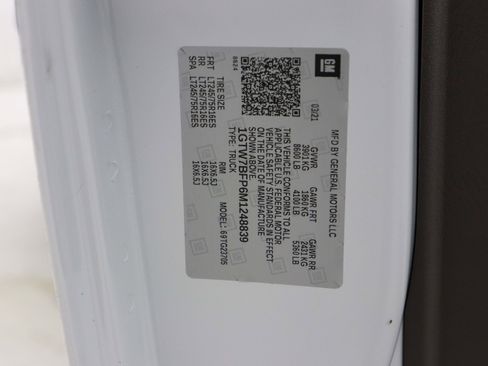 Used 2021 GMC Savana 2500 Extended w/ Driver Convenience Package image 31