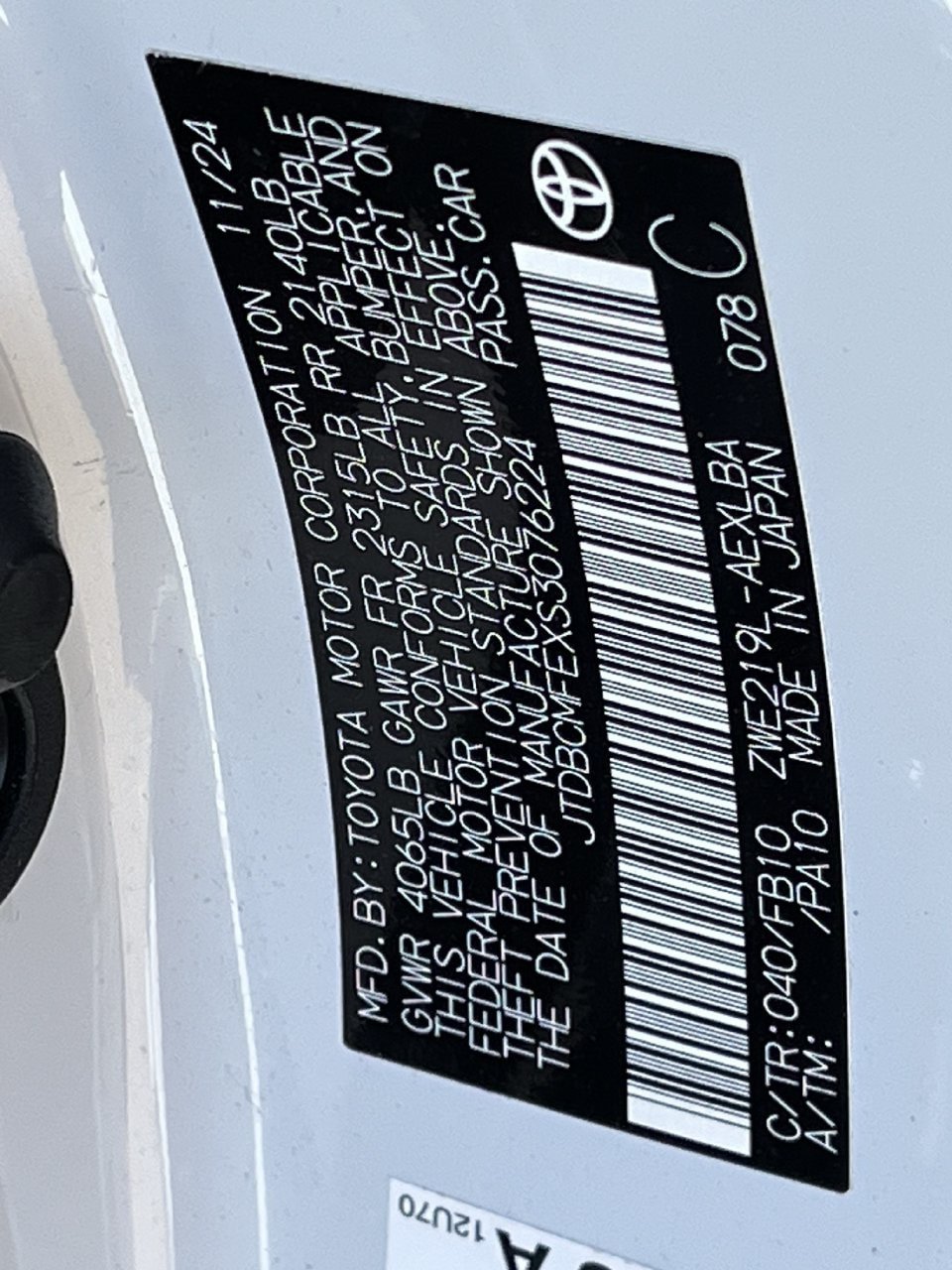 Used 2025 Toyota Corolla LE FWD image 28