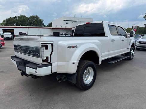 Used 2017 Ford F350 Platinum w/ Platinum Ultimate Package AWD/4WD image 5