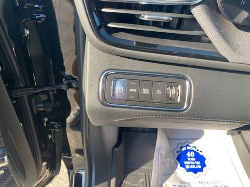 New 2026 Buick Enclave Sport Touring w/ Power Package image 19