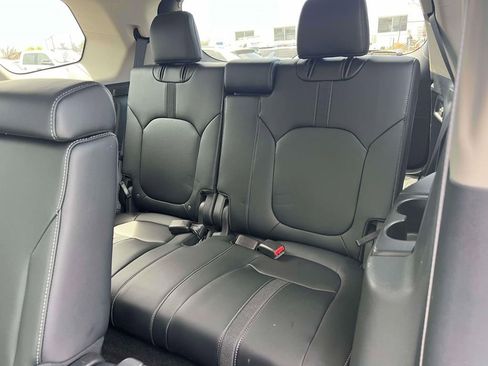 Used 2023 Honda Pilot EX-L image 17