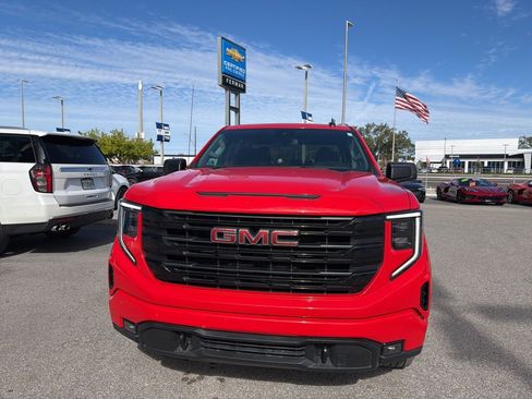 Used 2024 GMC Sierra 1500 Elevation image 9