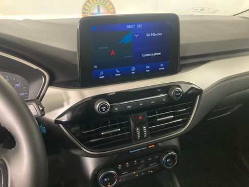 Used 2021 Ford Escape SEL w/ Equipment Group 302A image 2