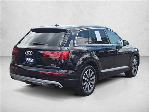 Used 2017 Audi Q7 3.0T Prestige AWD/4WD image 5
