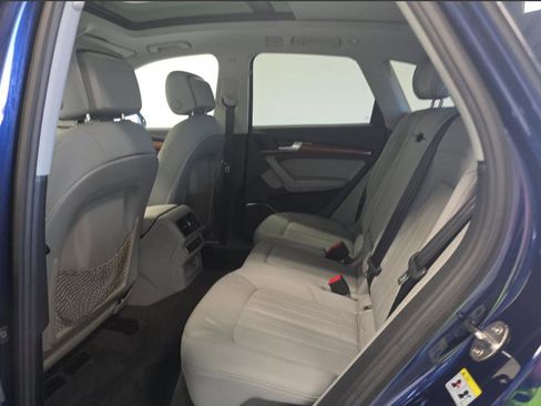 Used 2022 Audi Q5 2.0T Premium image 6