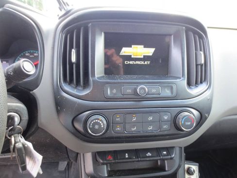 Used 2019 Chevrolet Colorado W/T w/ WT Convenience Package RWD image 11