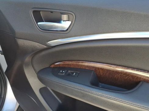 Used 2017 Acura MDX SH-AWD image 8