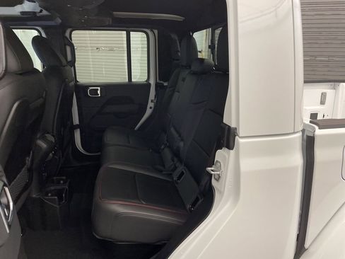 New 2026 Jeep Gladiator Rubicon image 17