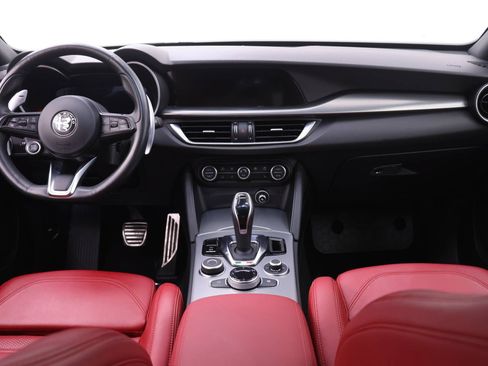 Certified 2024 Alfa Romeo Stelvio Veloce AWD/4WD image 8