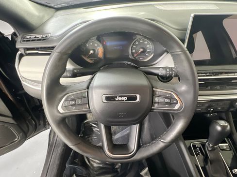 Used 2023 Jeep Compass Limited AWD/4WD image 11