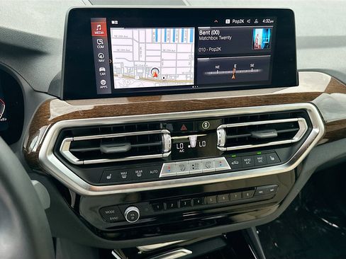 Used 2024 BMW X3 xDrive30i w/ Convenience Package w/ZPA image 13