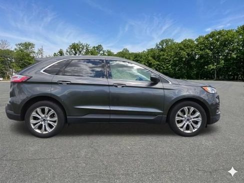 Used 2020 Ford Edge Titanium w/ Cargo Accessory Package FWD image 5