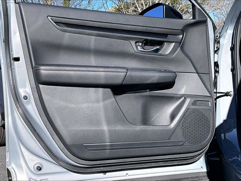 Used 2025 Honda CR-V Sport image 21