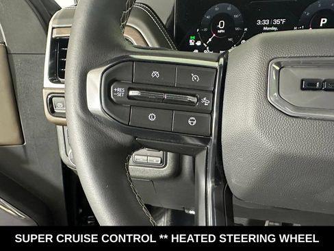 Used 2025 GMC Yukon XL Denali Ultimate AWD/4WD image 13